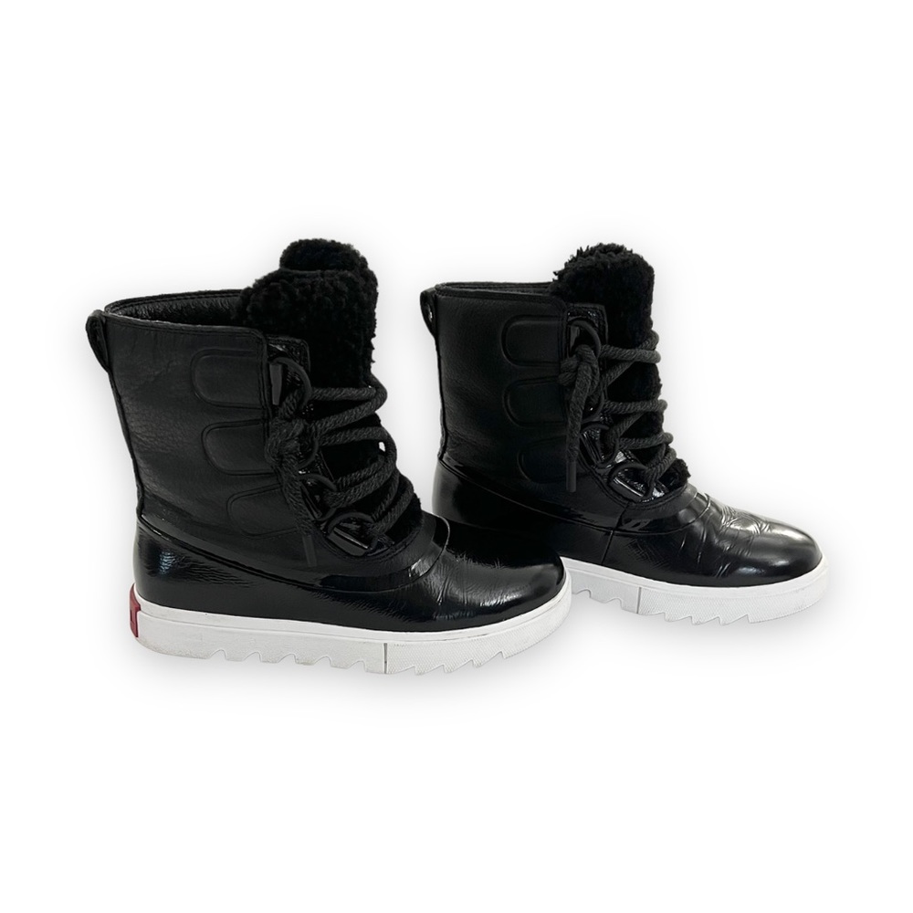 Sorel Joan of Arctic Next Lite Lace Up Boots Black Patent Leather 5.5